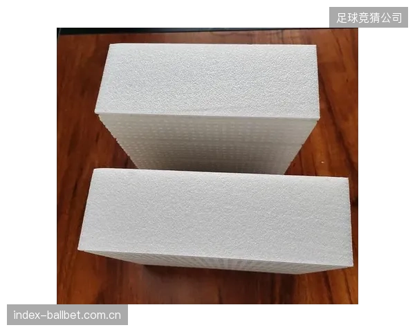 QubicaAMF的SPLSelect系列合成树脂板在北京通过冲击弹性变形系数测试，验证其在干燥气候下对高频次使用的耐受性优于传统枫木
