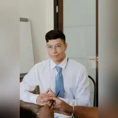 于冬建